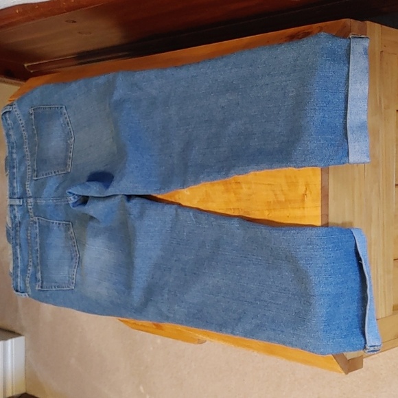 🍁NWT Girl"s Embroidered with Patches Denim Overalls - Picture 5 of 14